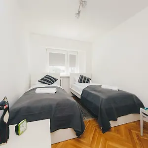 Shortstaypoland Aleja Solidarnosci Warszawa